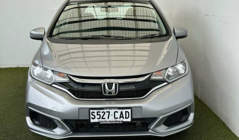 
								2019 Honda Jazz GF MY19 VTi Silver full									