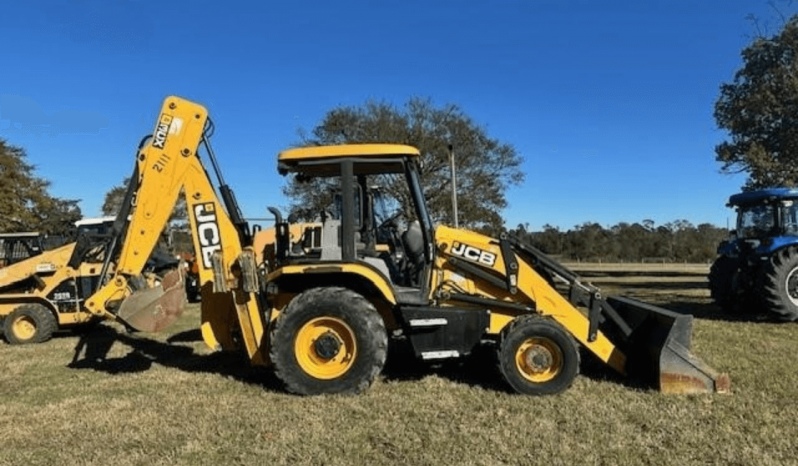 
								2014 JCB 3CX Loader and Backhoe full									