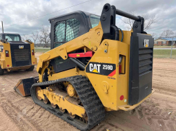
										2015 CATERPILLAR 259D Skid Steer full									