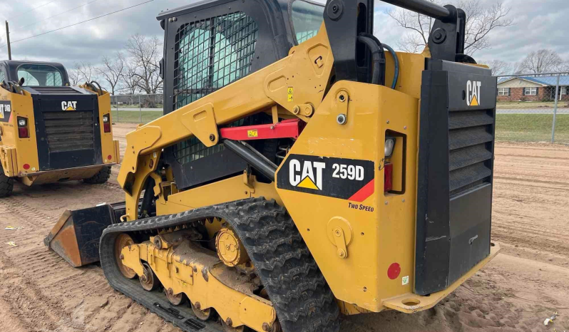 
								2015 CATERPILLAR 259D Skid Steer full									