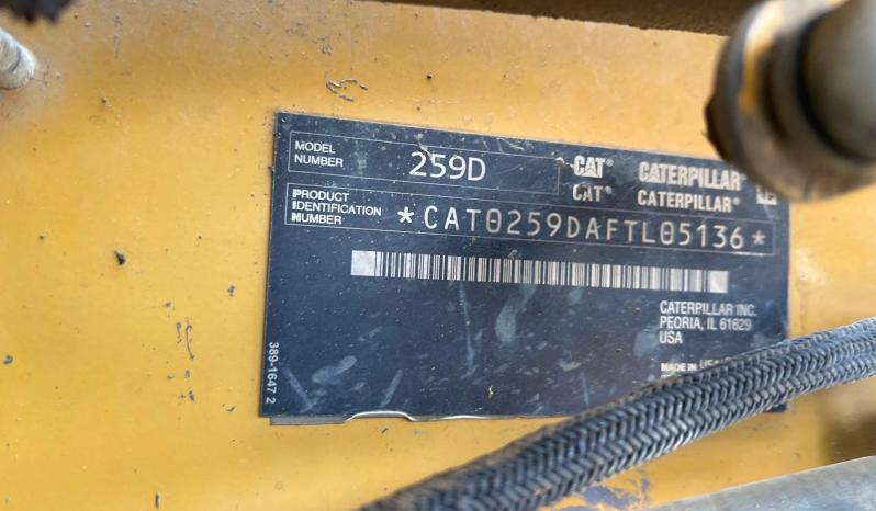 
								2015 CATERPILLAR 259D Skid Steer full									